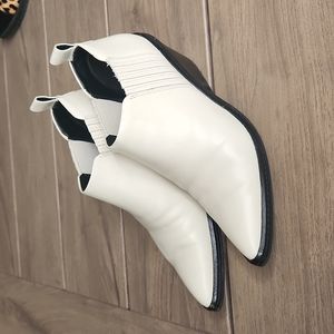 Via Spiga booties 8.5